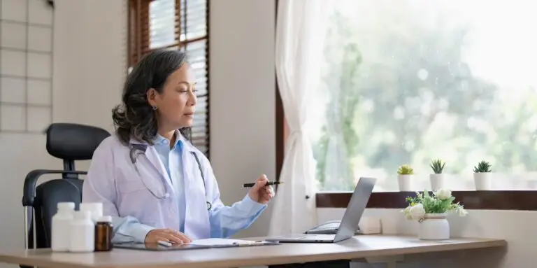how to select an ehr